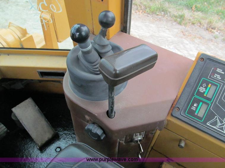 image for item C2303 1994 Case 621B wheel loader