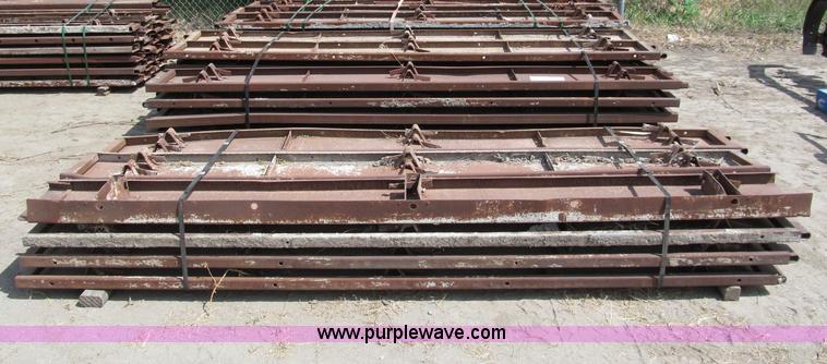 image for item C2305 Concrete curb forms