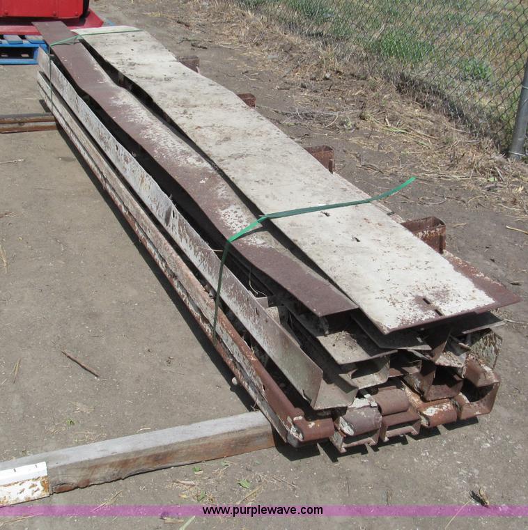 image for item C2305 Concrete curb forms