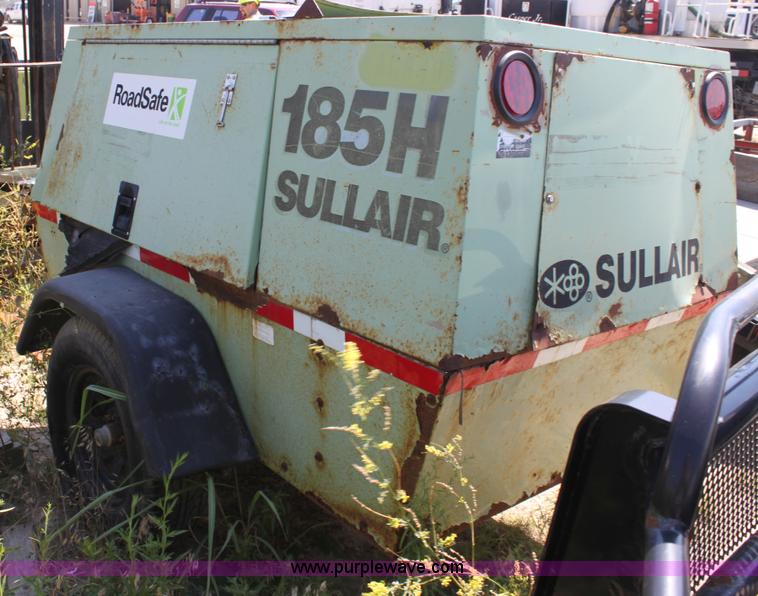 image for item D5184 1999 Sullair 185H air compressor