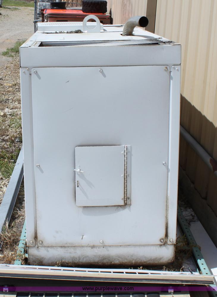 image for item D5185 1995 Leroi air compressor