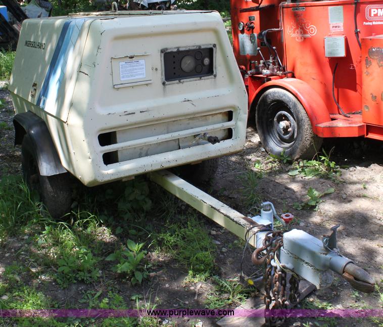 image for item D7833 Ingersoll Rand 100 portable air compressor