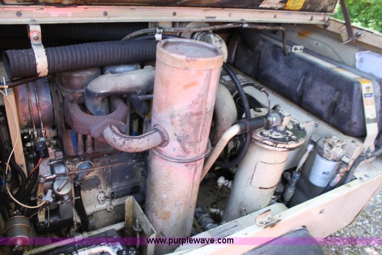 image for item D7833 Ingersoll Rand 100 portable air compressor