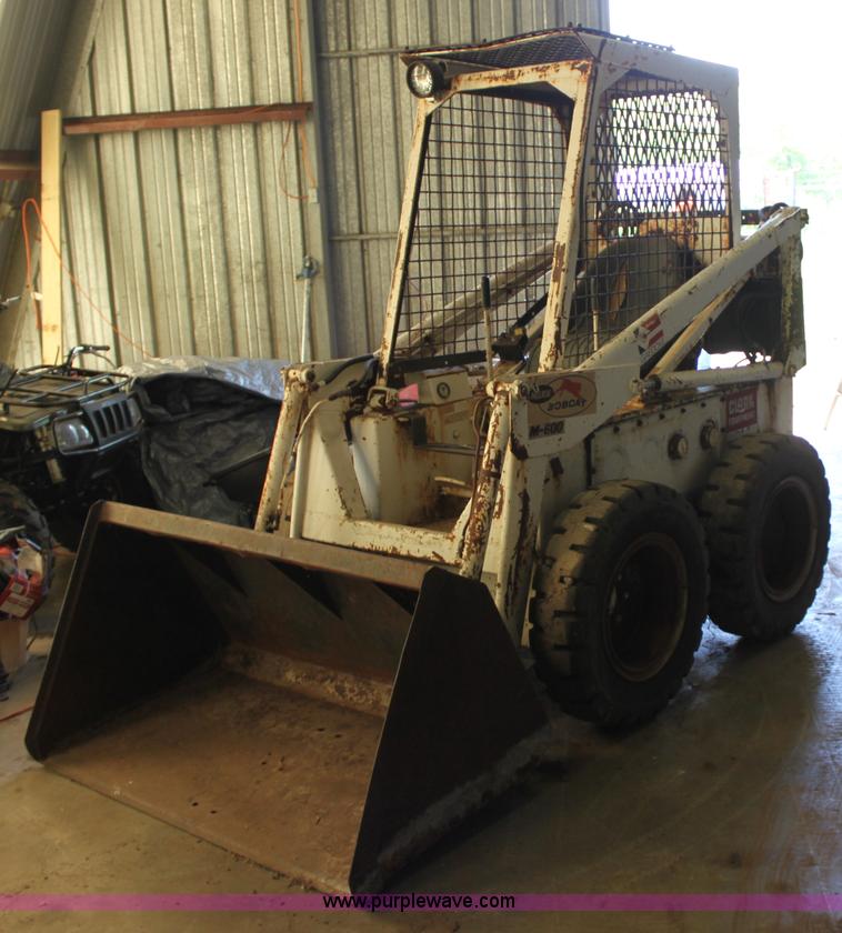image for item D7838 Melroe Bobcat M600 skid steer