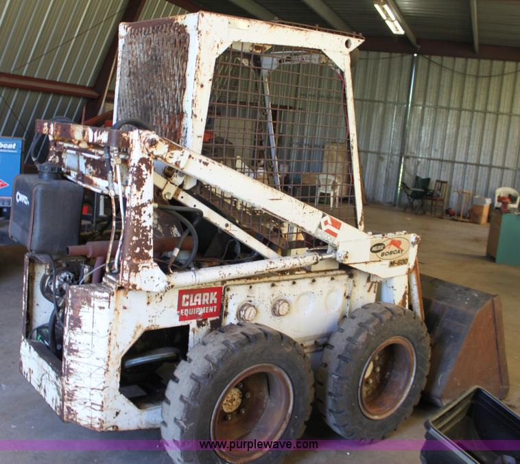 image for item D7838 Melroe Bobcat M600 skid steer