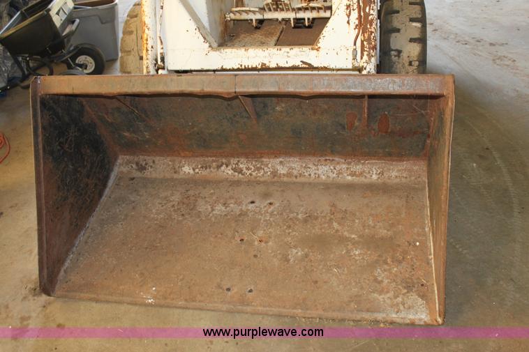 image for item D7838 Melroe Bobcat M600 skid steer