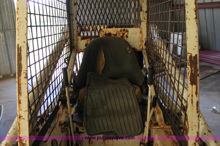 image for item D7838 Melroe Bobcat M600 skid steer