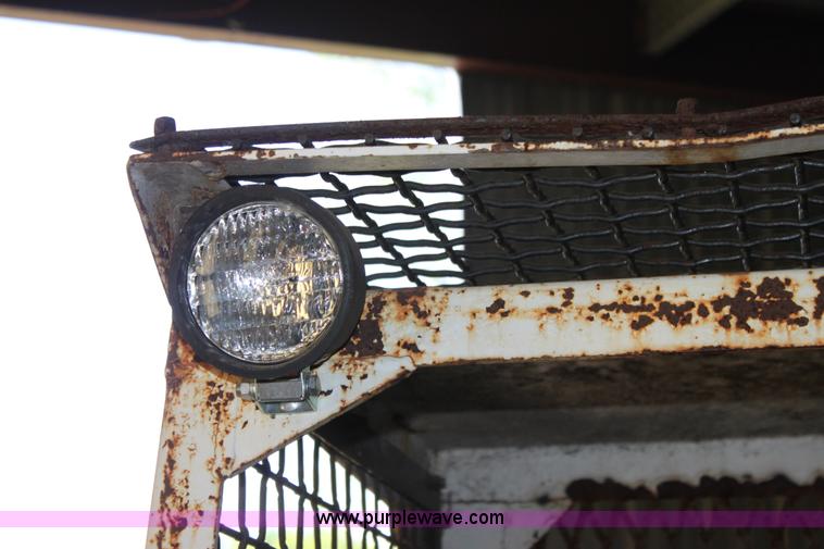 image for item D7838 Melroe Bobcat M600 skid steer