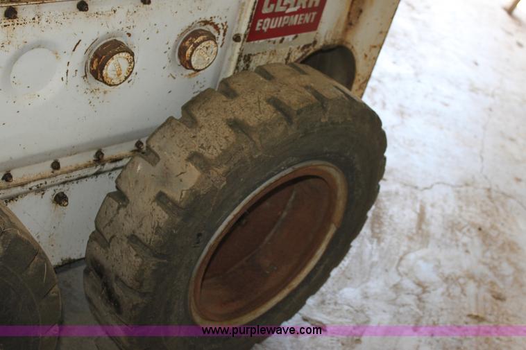 image for item D7838 Melroe Bobcat M600 skid steer