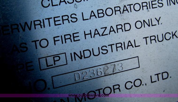 image for item F3001 1997 Nissan Enduro 40 forklift