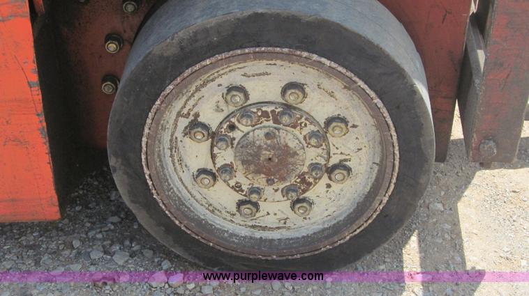 image for item F3002 1996 Nissan Enduro 40 forklift