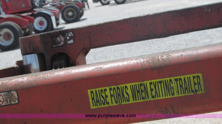 image for item F3002 1996 Nissan Enduro 40 forklift