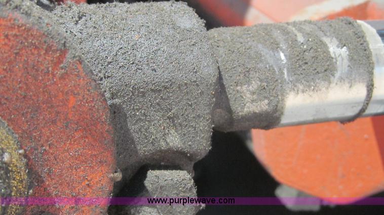 image for item F3002 1996 Nissan Enduro 40 forklift