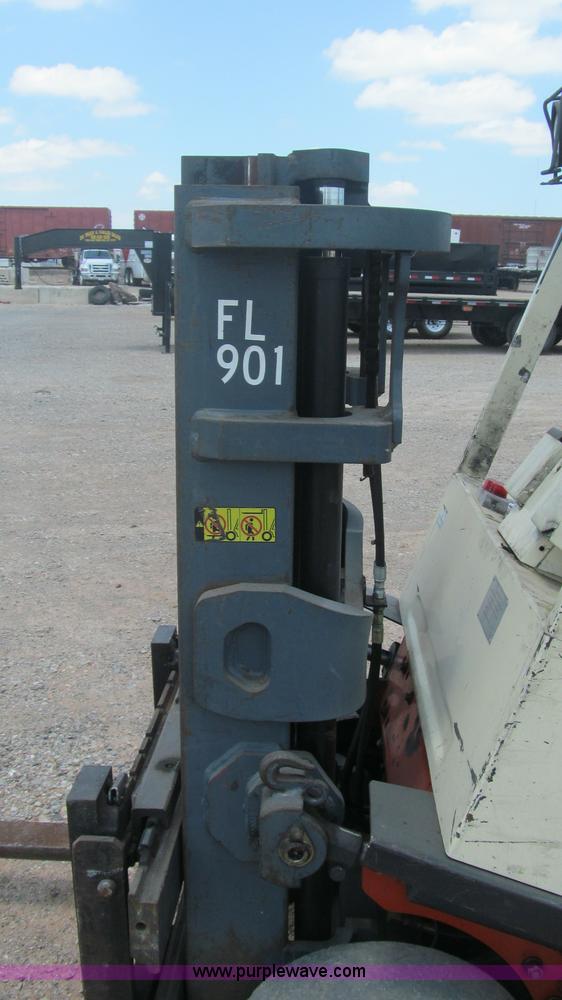 image for item F3003 1997 Nissan Enduro 40 forklift