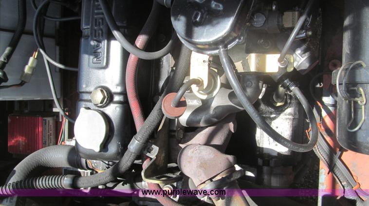 image for item F3003 1997 Nissan Enduro 40 forklift