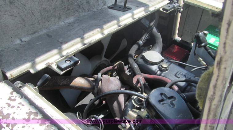 image for item F3003 1997 Nissan Enduro 40 forklift