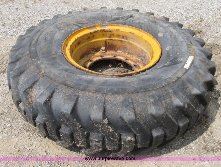 image for item K9293 Alliance Super Traction 16.00-24 tire, 16 ply tubeless