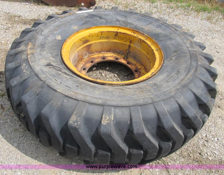 image for item K9293 Alliance Super Traction 16.00-24 tire, 16 ply tubeless