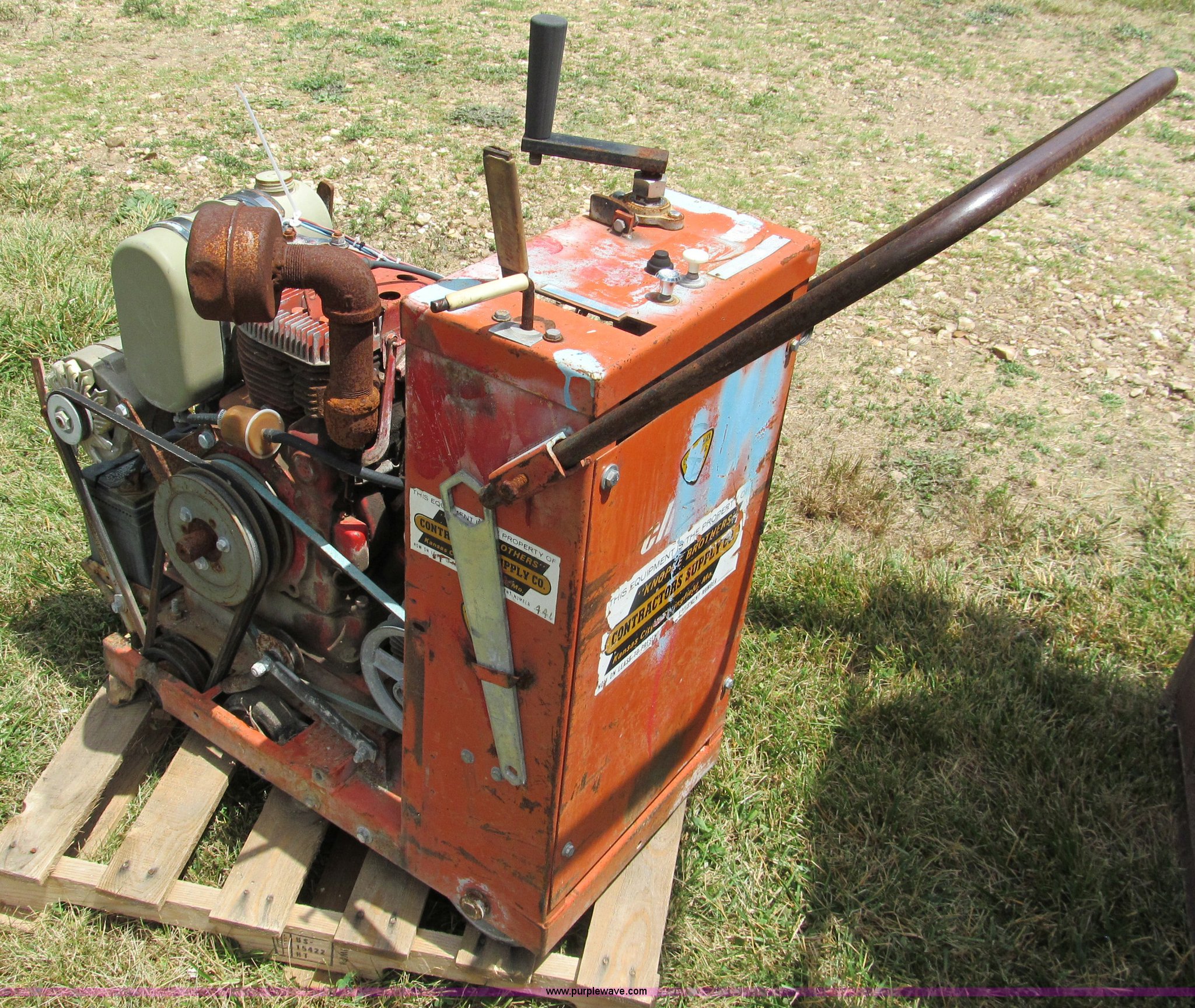 Norton Clipper walk behind concrete saw in Fulton, MO Item C2264 sold