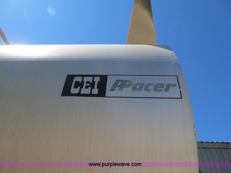 image for item A8329 2003 CEI Pacer AT35ML tandem axle trailer