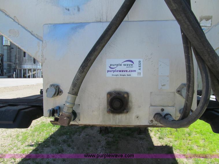 image for item A8329 2003 CEI Pacer AT35ML tandem axle trailer