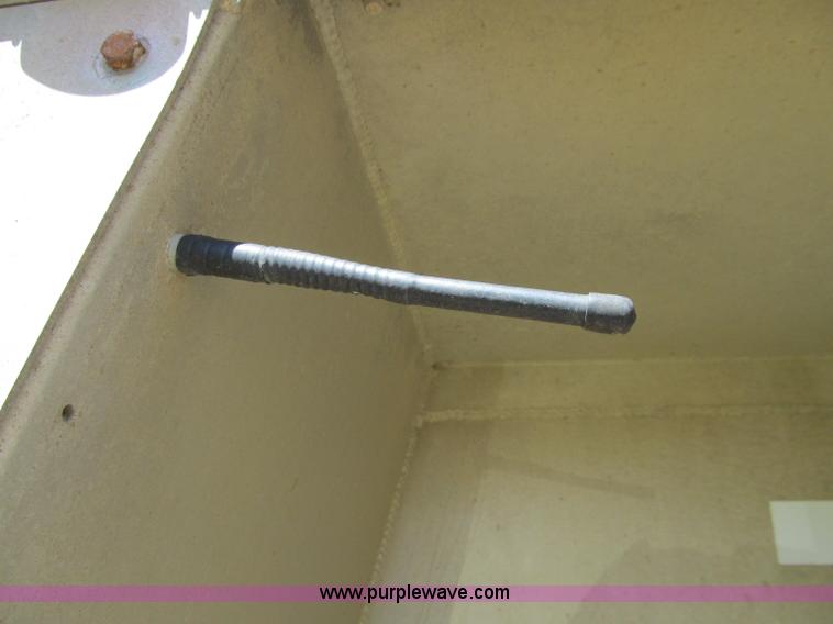 image for item A8329 2003 CEI Pacer AT35ML tandem axle trailer