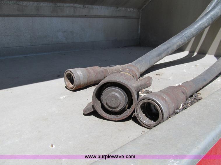 image for item A8330 1998 CEI Pacer tandem axle feed trailer