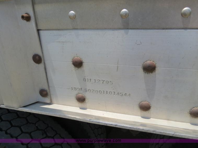 image for item B2412 2001 Barrett 50' livestock trailer