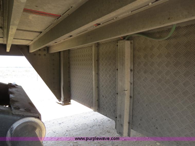 image for item B2412 2001 Barrett 50' livestock trailer