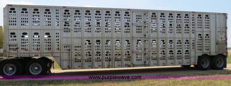 image for item B2418 1999 Barrett 48' livestock trailer