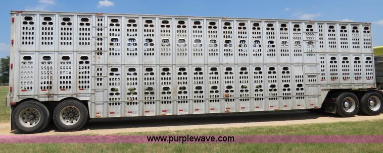image for item B2418 1999 Barrett 48' livestock trailer