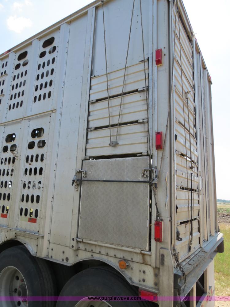 image for item B2418 1999 Barrett 48' livestock trailer