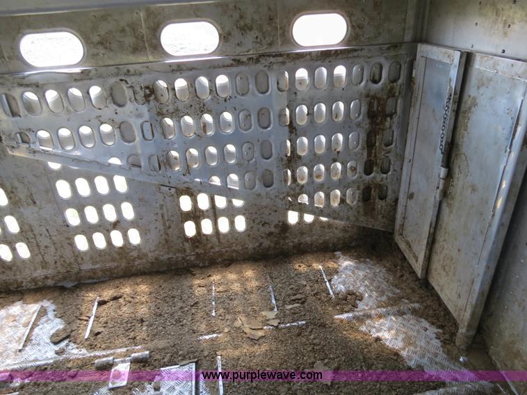 image for item B2418 1999 Barrett 48' livestock trailer