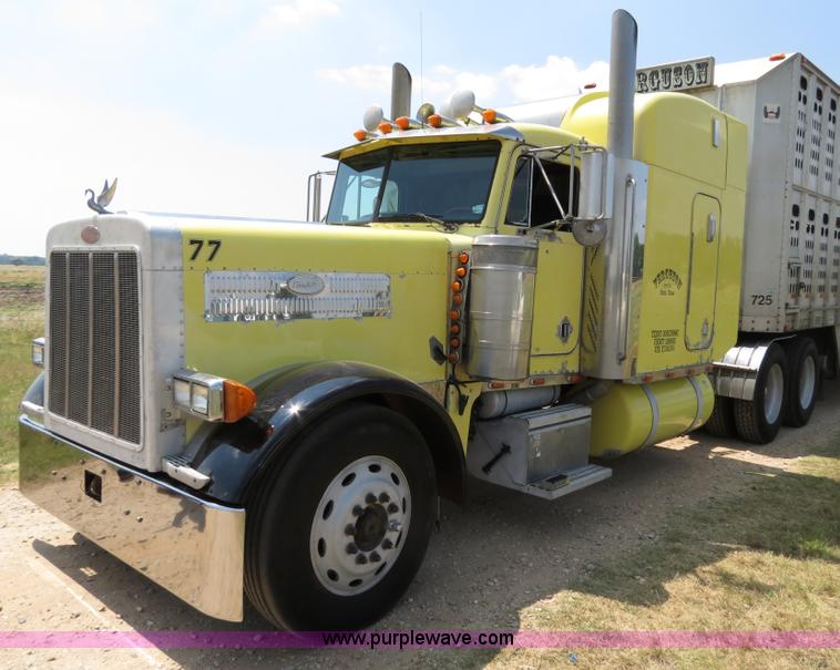 image for item B2419 1995 Peterbilt 379 semi truck