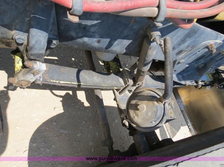 image for item B2419 1995 Peterbilt 379 semi truck