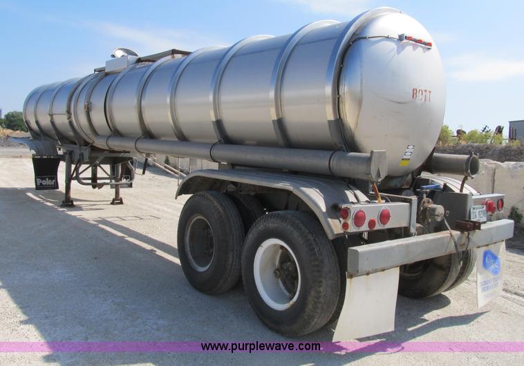 image for item B2735 1978 Polar 40' tanker trailer