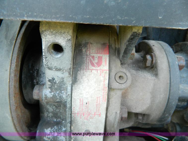 image for item B3775 1996 Kenworth T600 semi truck