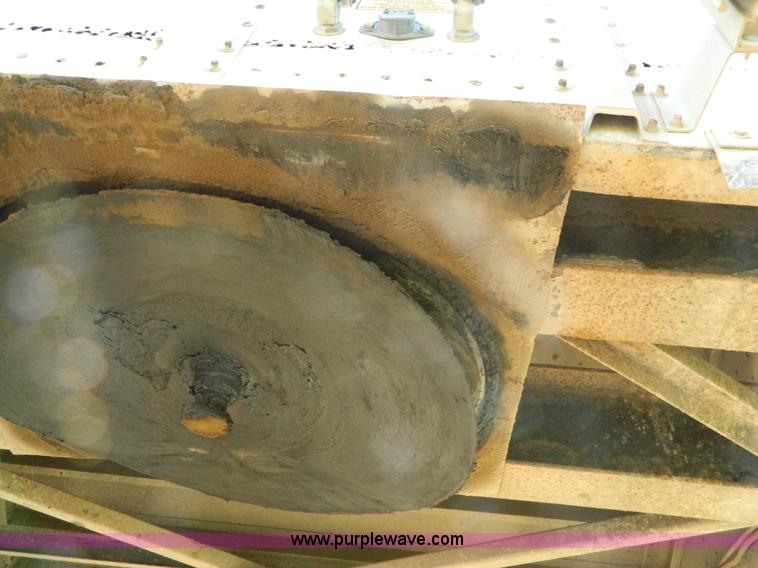 image for item B3777 1993 Merritt aluminum grain trailer