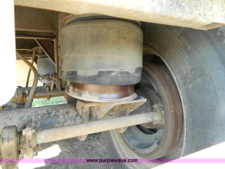 image for item B3777 1993 Merritt aluminum grain trailer