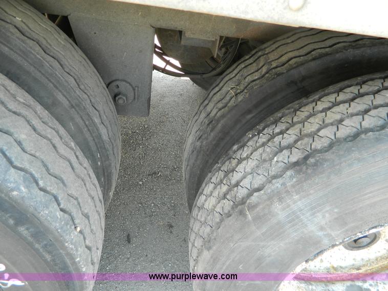 image for item B3778 1998 Great Dane van trailer