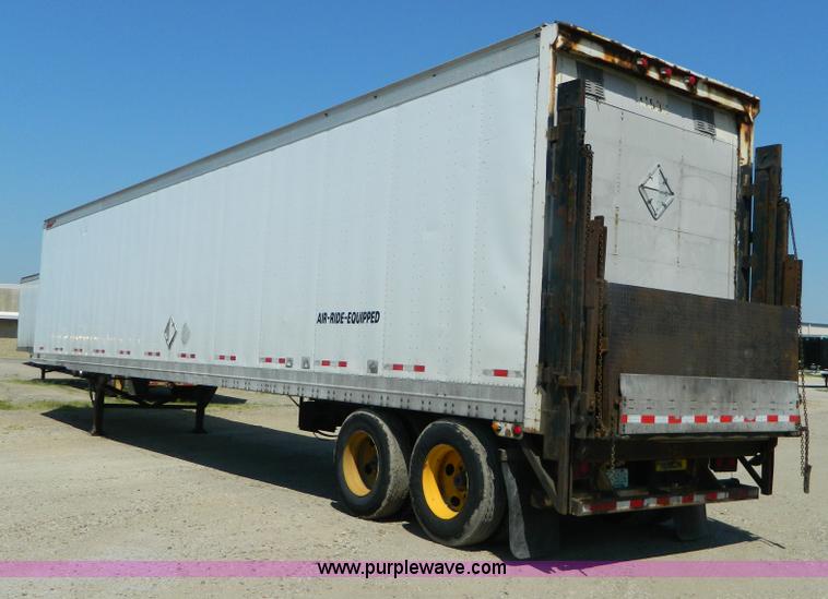 image for item B3779 1999 Great Dane van trailer