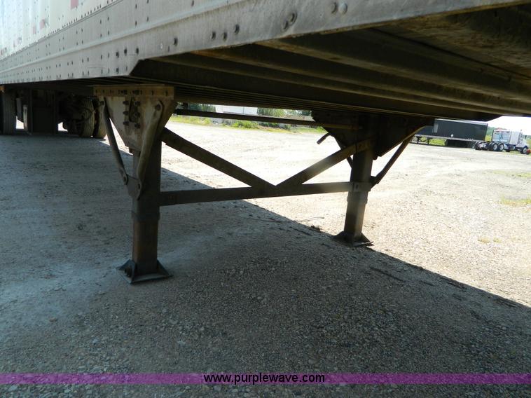 image for item B3779 1999 Great Dane van trailer