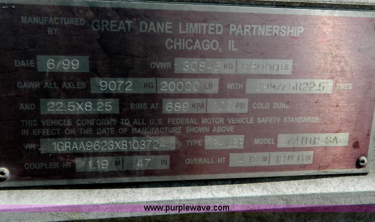 image for item B3779 1999 Great Dane van trailer