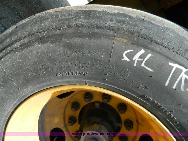 image for item B3780 1998 utility van trailer