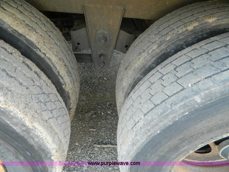 image for item B3780 1998 utility van trailer