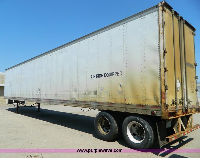 image for item B3782 1998 Trail Mobile van trailer