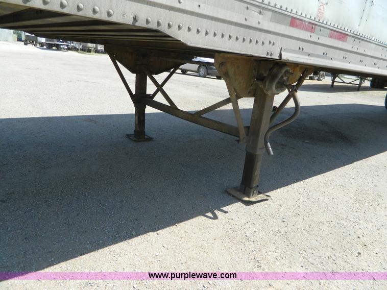 image for item B3782 1998 Trail Mobile van trailer