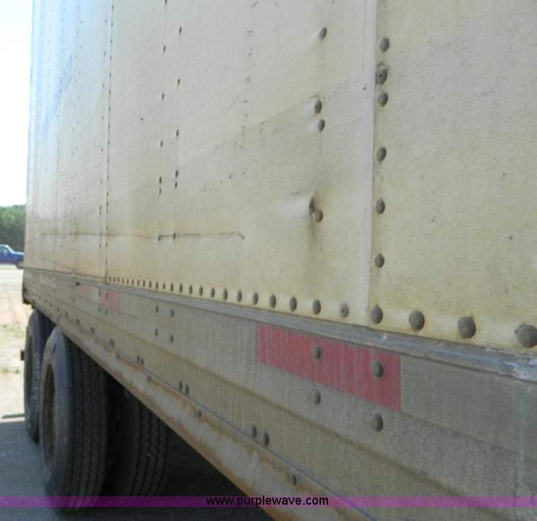 image for item B3782 1998 Trail Mobile van trailer