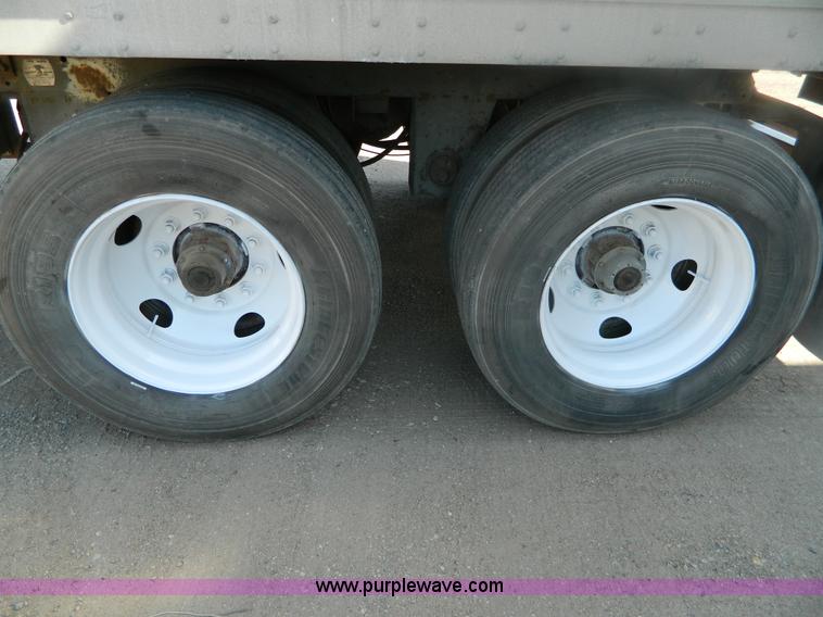 image for item B3791 1999 Great Dane van trailer