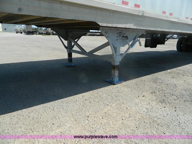 image for item B3791 1999 Great Dane van trailer